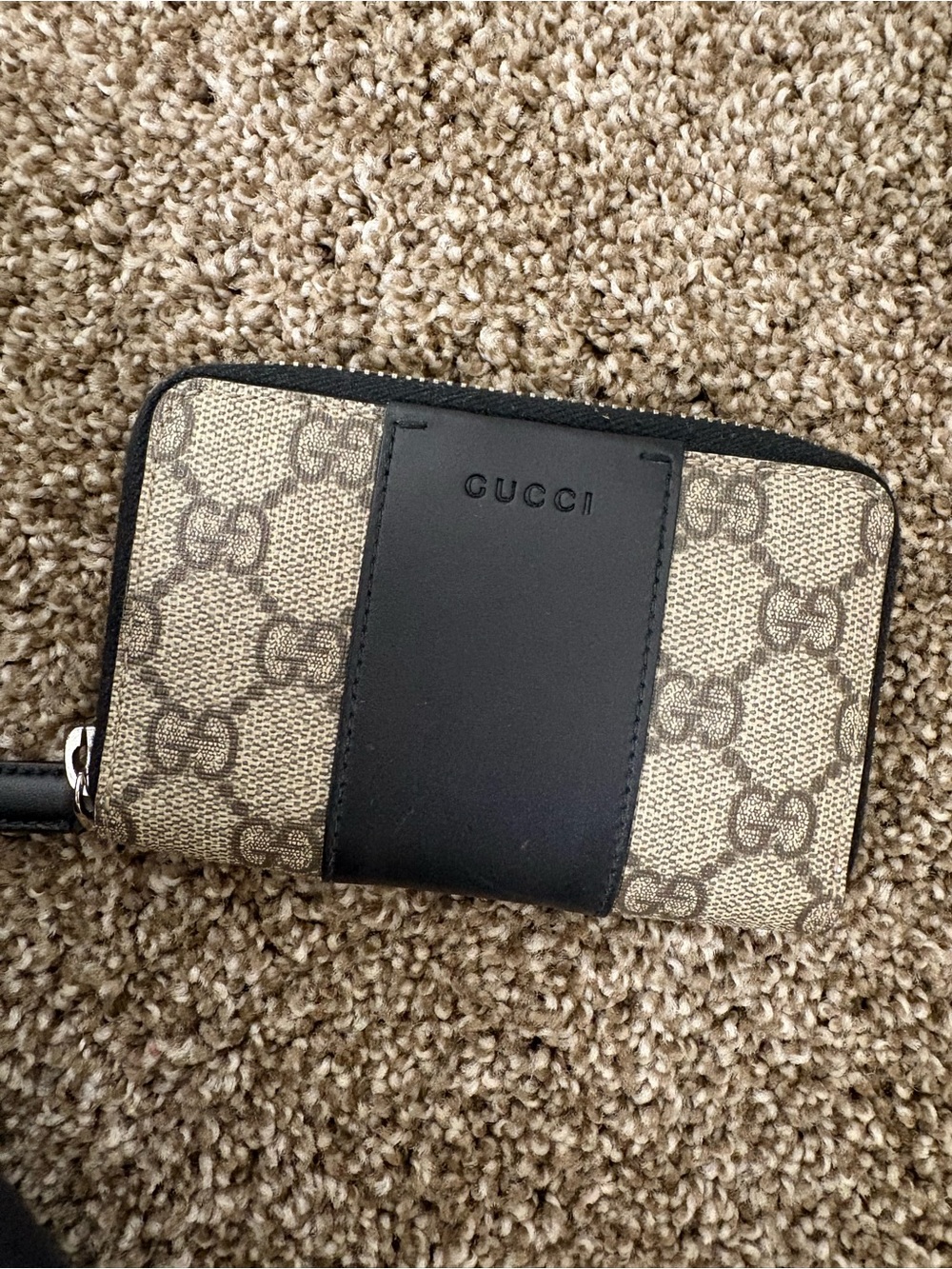 Gucci Beige GG Canvas Zip Card Holder with Black Leather Panel
